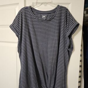 Maurices 24/7 Navy and White Striped Short Sleeve Tie Front Top Size 2X